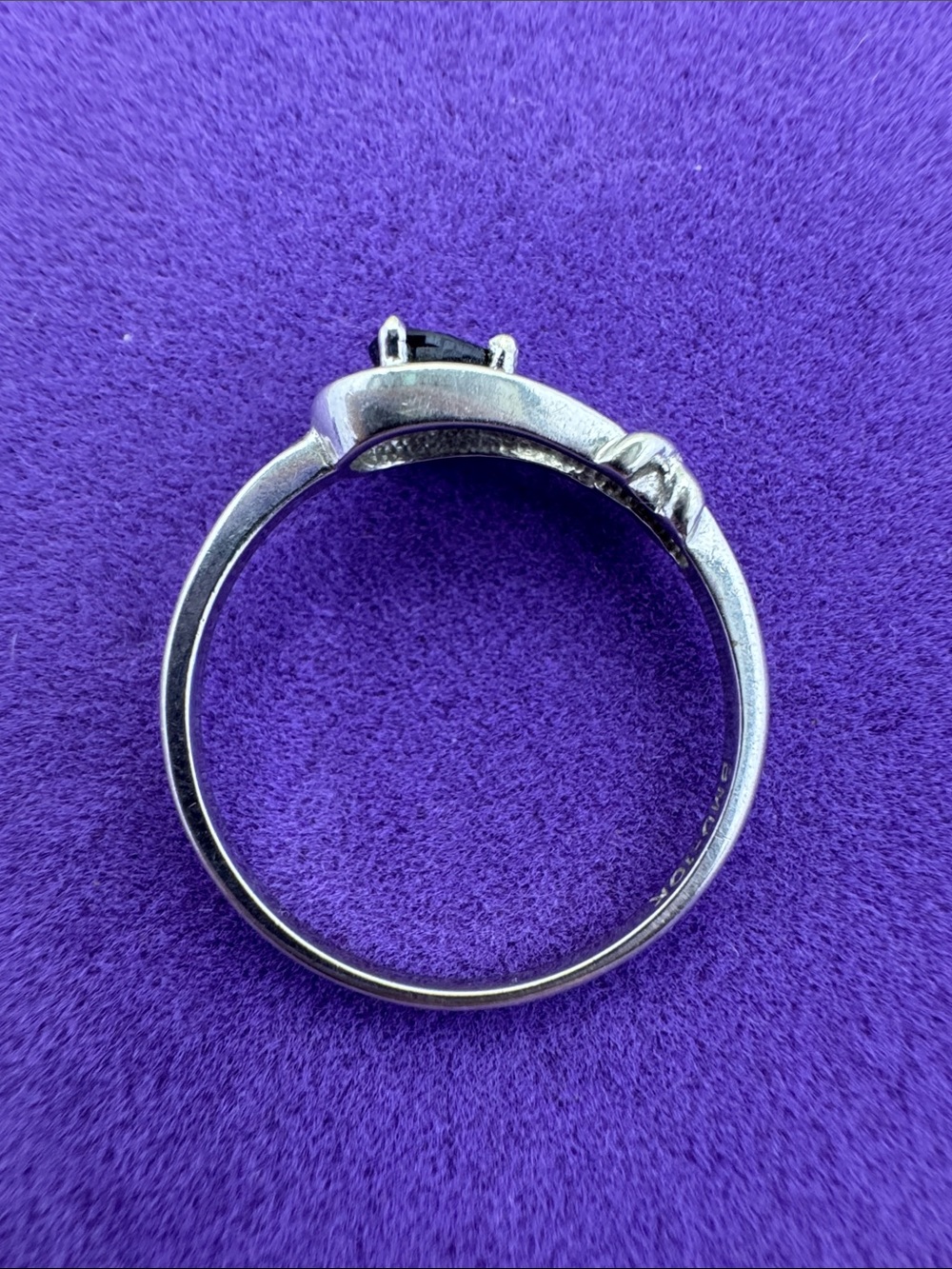 💛 Classic 10k White Gold Sapphire Ring | Love Knot Minimalist Stacker - Picture 6 of 8